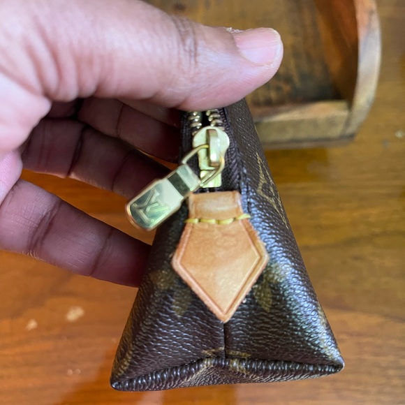 Authentic Louis Vuitton Monogram Cosmetic Pouch - Picture 6 of 16